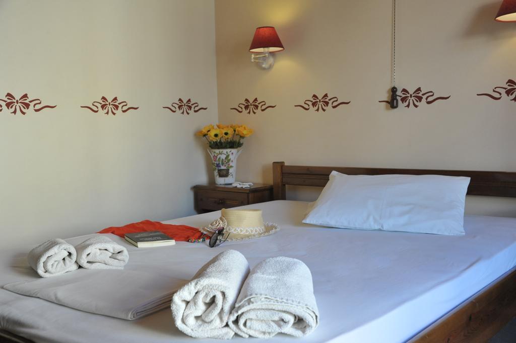 Guesthouse Corali Hydra  Exteriér fotografie